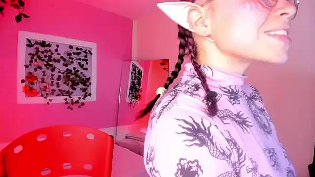 Try our streaming cams variety and talk on a personal level with our adorable girls streamers, showing off their bountiful shapes and dildos.