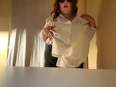 CherryLace04 from StripChat is Freechat