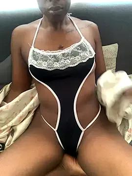 CherryTempation from StripChat is Freechat
