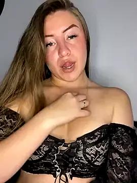 Cheryl_cc from StripChat