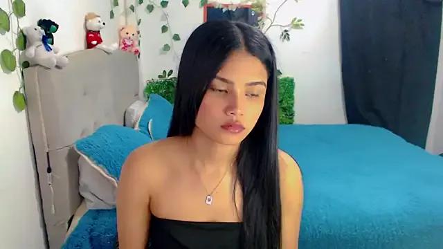 Chiara_latina from StripChat is Freechat