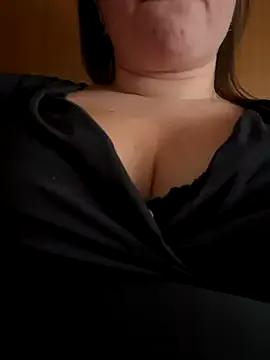 Chicamora from StripChat