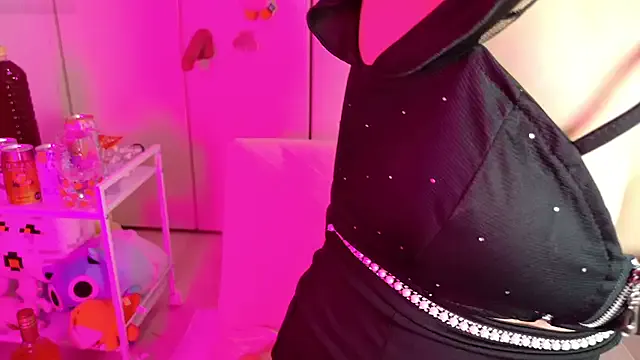 Chii_chan_o0 from StripChat