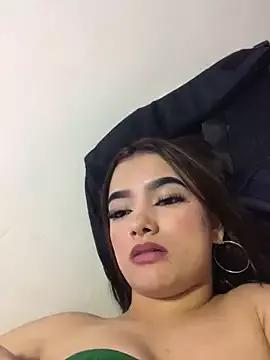 Chloe_Fox1905 from StripChat is Freechat