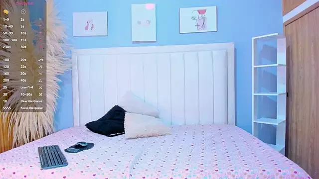 Try our streaming cams variety and talk on a personal level with our adorable girls streamers, showing off their bountiful shapes and dildos.