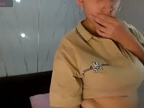 Chloe_littleee from StripChat is Freechat