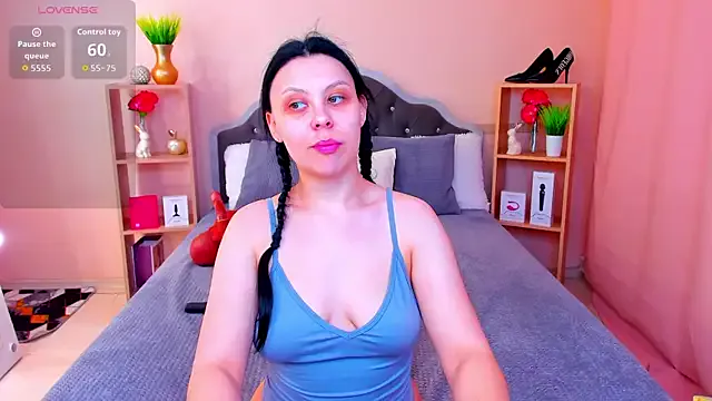 ChloeBrut from StripChat is Freechat