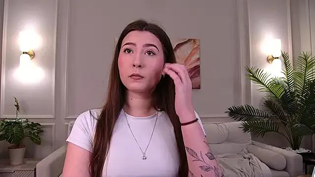 ChloeKissesYou from StripChat is Freechat