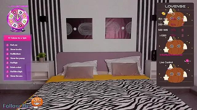 Try our streaming cams variety and talk on a personal level with our adorable girls streamers, showing off their bountiful shapes and dildos.