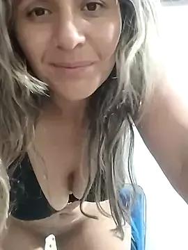 Chloepreston_xh from StripChat is Freechat
