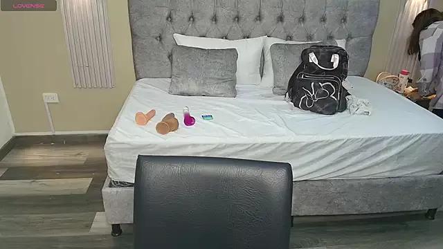 ChloeShine_ from StripChat is Freechat