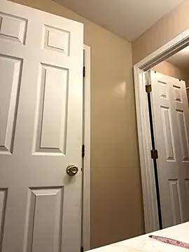 choclatepeaach from StripChat is Freechat