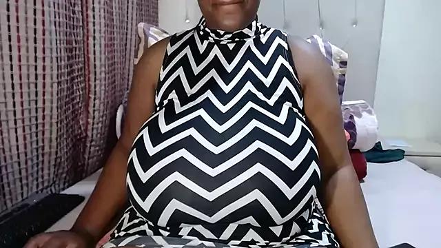 CHOCOLATEDARKBUSTYX from StripChat