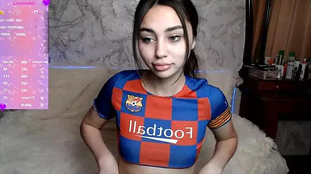 ChocolateKity from StripChat