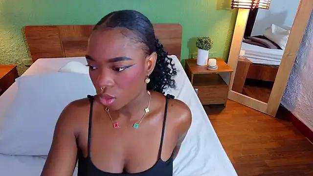 Chocolatte_dreams from StripChat is Freechat