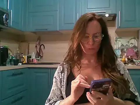 chokolatequeen from StripChat is Freechat