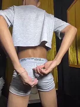 chris_mattew from StripChat is Freechat