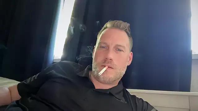 Christian87xxx from StripChat is Freechat
