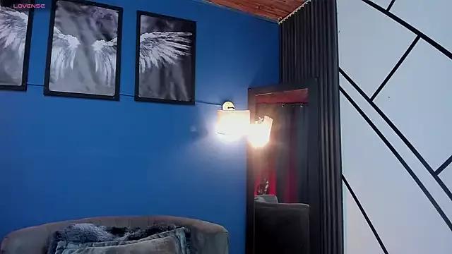 Try our streaming cams variety and talk on a personal level with our adorable girls streamers, showing off their bountiful shapes and dildos.