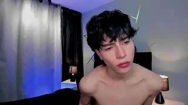 Christopher_77 from StripChat is Freechat