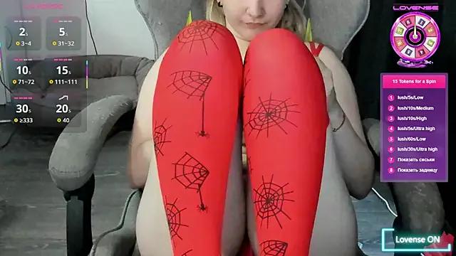 Try our streaming cams variety and talk on a personal level with our adorable girls streamers, showing off their bountiful shapes and dildos.