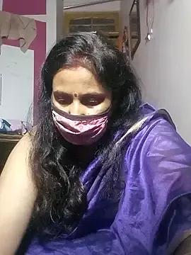 ChubbyMILFF from StripChat is Freechat
