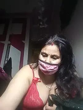 ChubbyMILFF from StripChat is Freechat