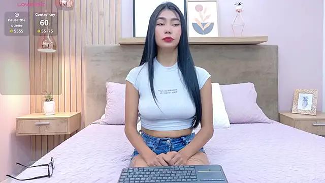 Try our streaming cams variety and talk on a personal level with our adorable girls streamers, showing off their bountiful shapes and dildos.