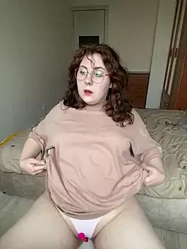 cinnabon_ from StripChat