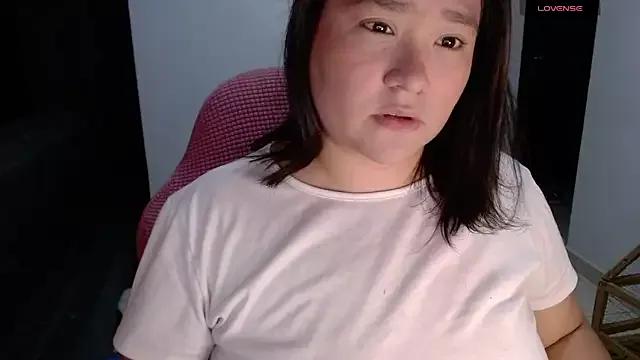 CinnamonCookiez from StripChat