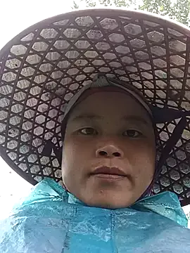 clara-cute from StripChat is Freechat