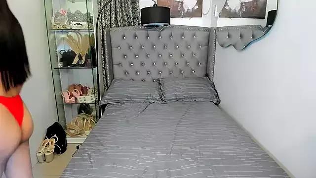 Claudia_empress from StripChat is Freechat