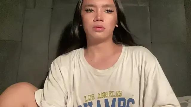 Claudia_Johnson from StripChat is Freechat