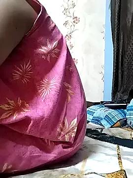 CLEAVAGE_QUEEN07 from StripChat is Freechat