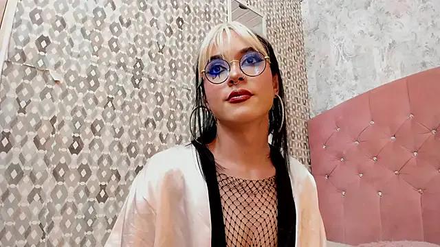 cleo_niile from StripChat is Freechat