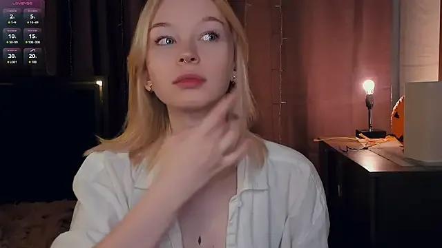 Try our streaming cams variety and talk on a personal level with our adorable girls streamers, showing off their bountiful shapes and dildos.