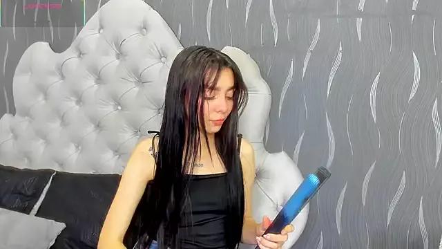 CleoWhite from StripChat is Freechat