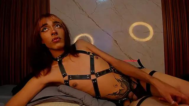 cloemorningstar from StripChat is Freechat