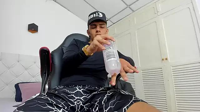 Cobo_Stone from StripChat is Freechat