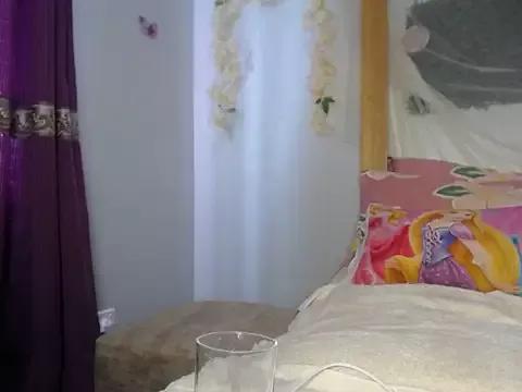 coco-bela from StripChat