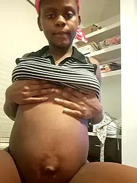 CocoaDoll22 from StripChat