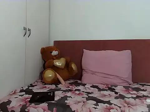 CoconutCutey from StripChat