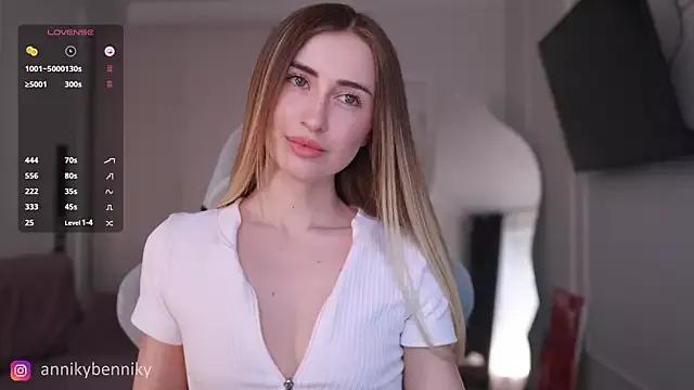 Coconutkittyy from StripChat