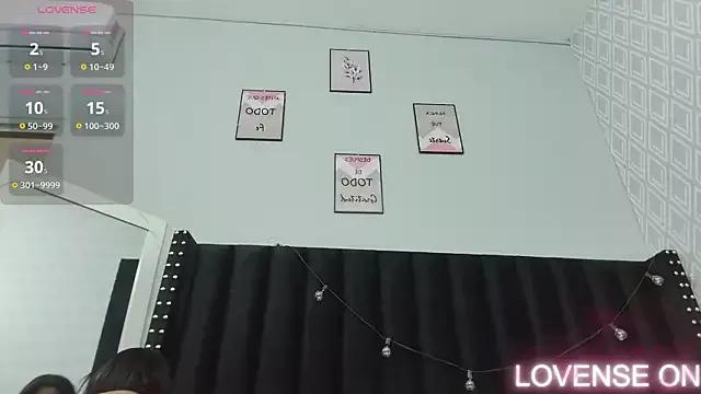 colombiamommy from StripChat