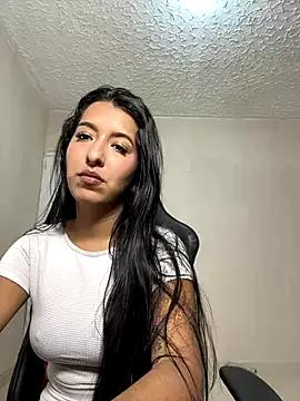 corablaze from StripChat is Freechat