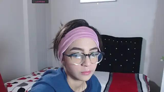 Coraline_Playful from StripChat