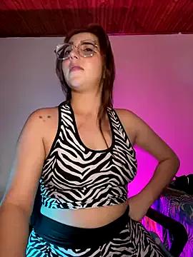 CoraVibes from StripChat is Freechat