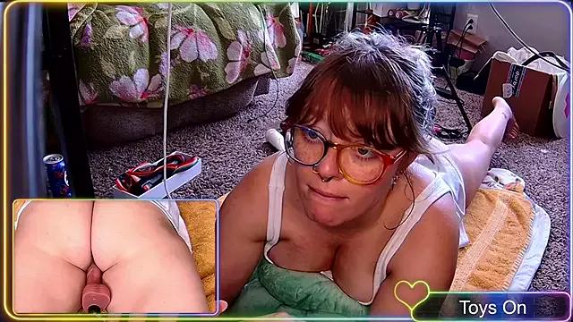 Try our streaming cams variety and talk on a personal level with our adorable girls streamers, showing off their bountiful shapes and dildos.