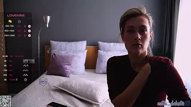 CottaDakota from StripChat