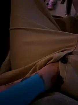 Couple-Play from StripChat is Freechat